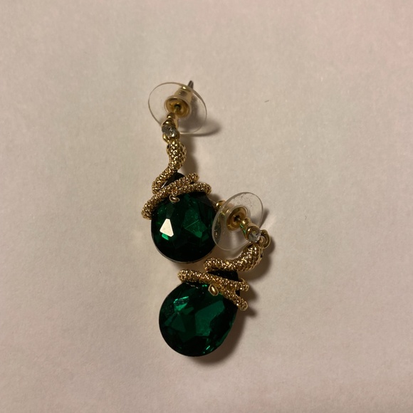 3/$10 SALE Green Snake Earrings - Picture 2 of 5